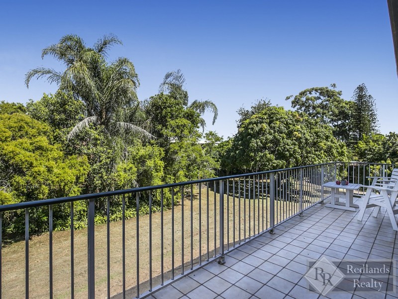 12 Paul Street, Birkdale QLD 4159