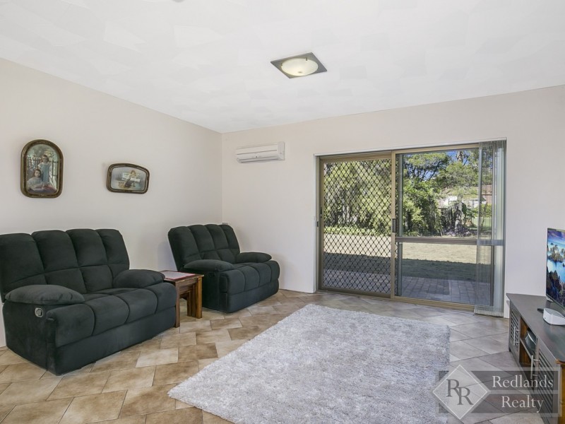 12 Paul Street, Birkdale QLD 4159
