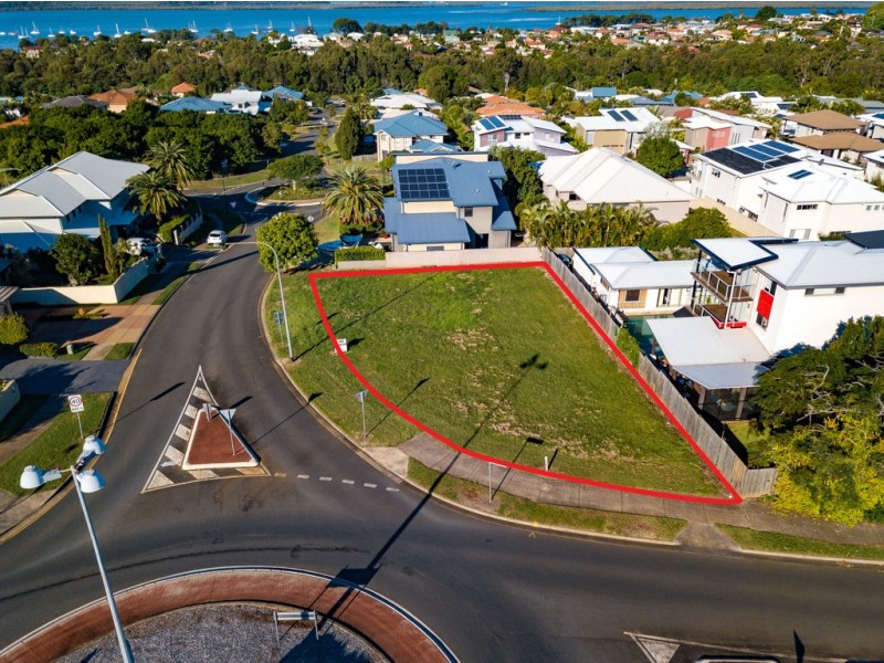 1 Keirnan Street, Redland Bay QLD 4165