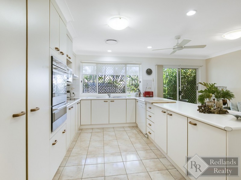 44 Crossley Drive, Wellington Point QLD 4160