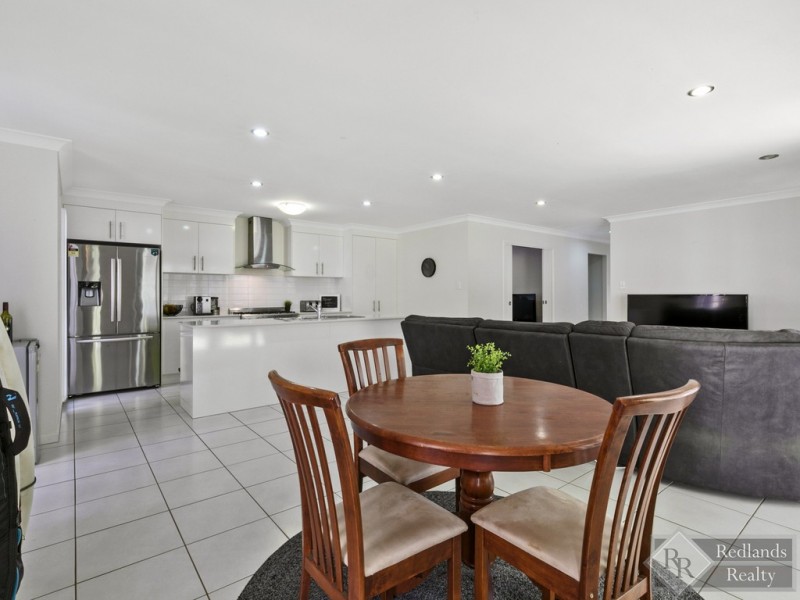 32 Penda Circuit, Victoria Point QLD 4165