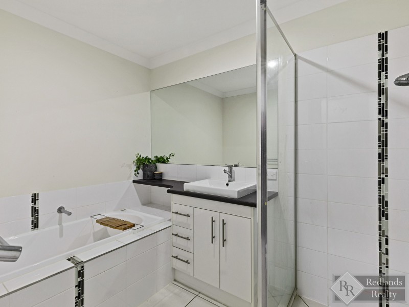 32 Penda Circuit, Victoria Point QLD 4165