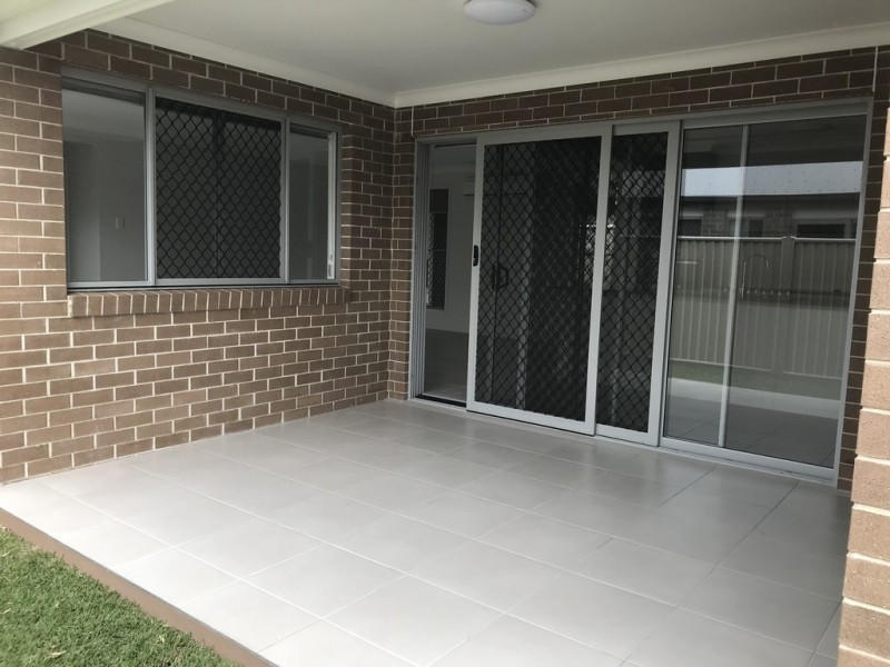 14 A Kubler Crescent, Redland Bay QLD 4165