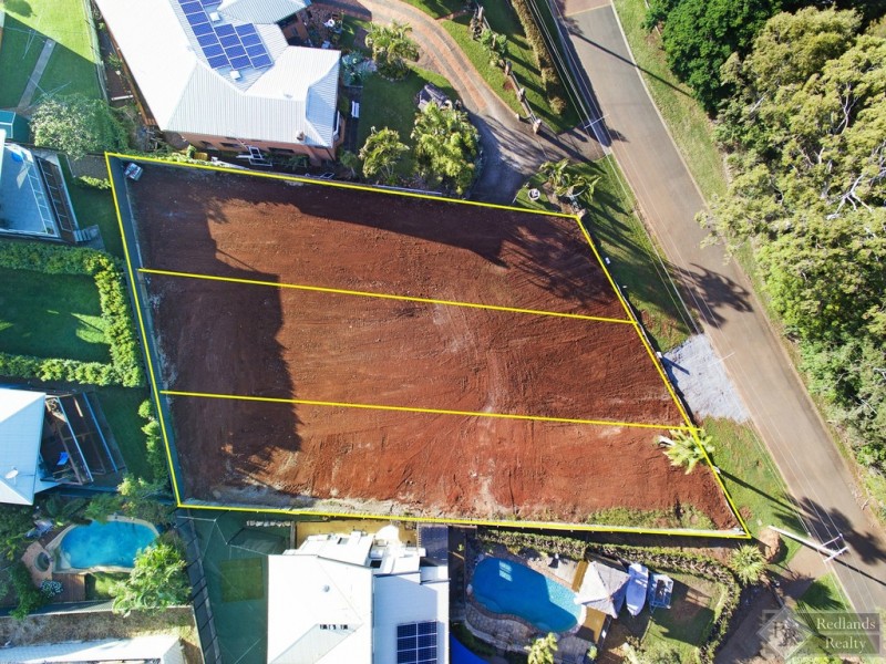18 O’Connell Parade, Wellington Point QLD 4160