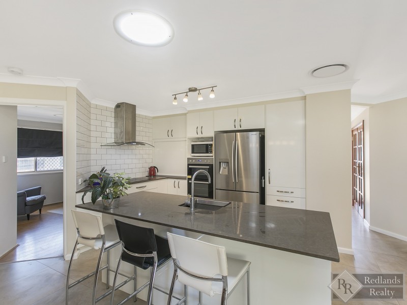 8 Allerton Place, Birkdale QLD 4159