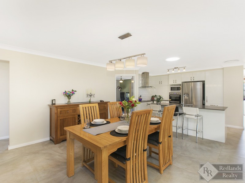 8 Allerton Place, Birkdale QLD 4159