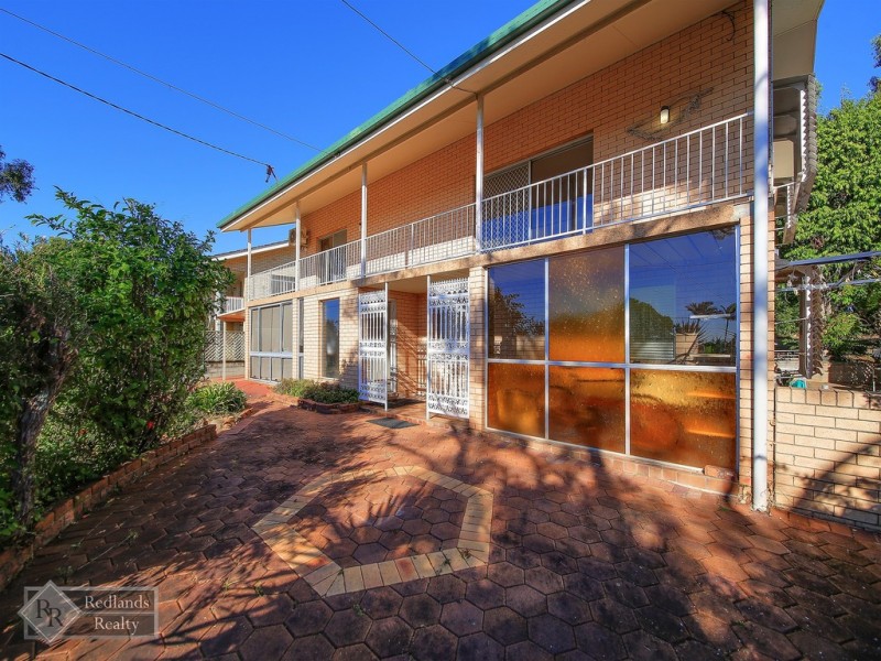 42 Bates Drive, Birkdale QLD 4159