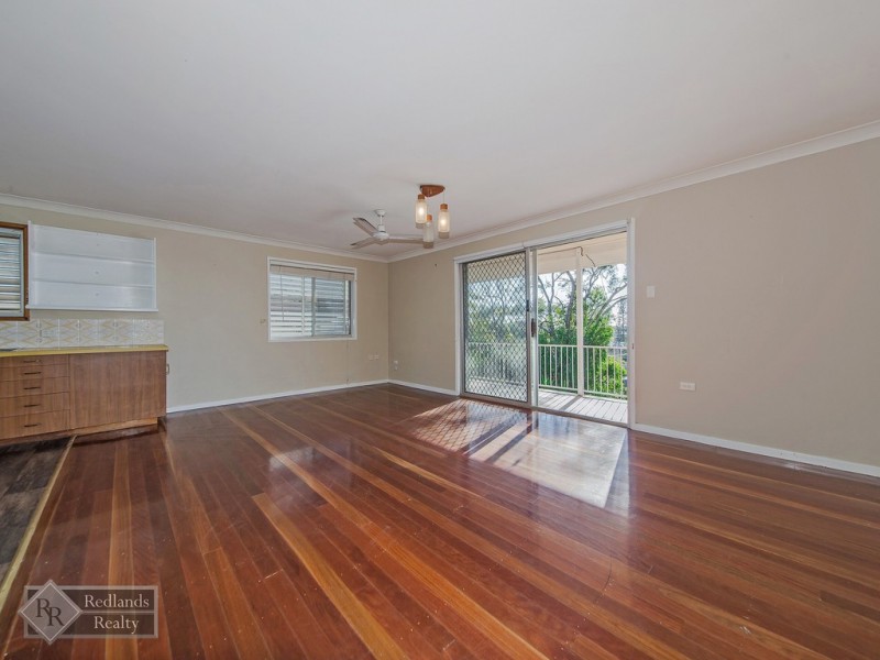 42 Bates Drive, Birkdale QLD 4159