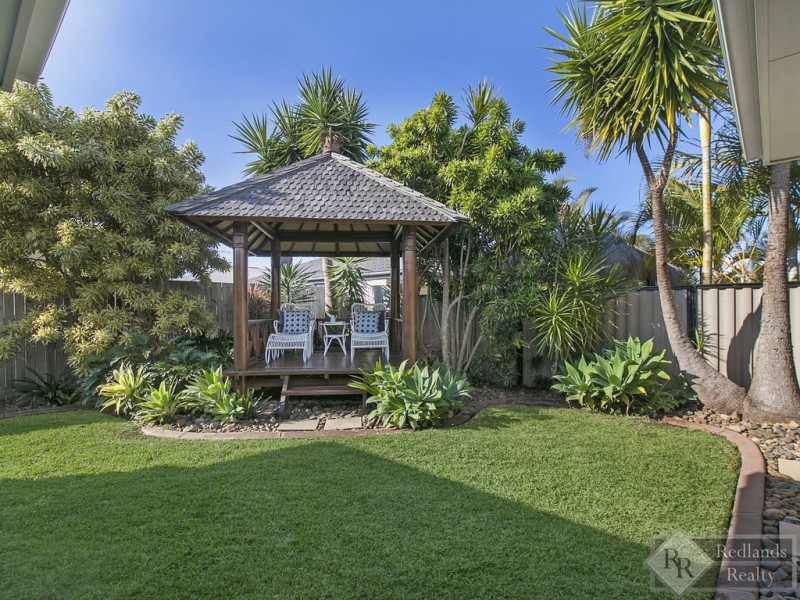 11 Hillcrest Street, Wellington Point QLD 4160