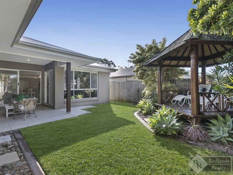 11 Hillcrest Street, Wellington Point QLD 4160