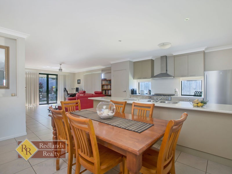 8 Kingsway Street, Wellington Point QLD 4160