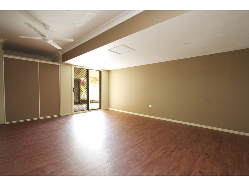 18 Hilliards Park Drive, Wellington Point QLD 4160