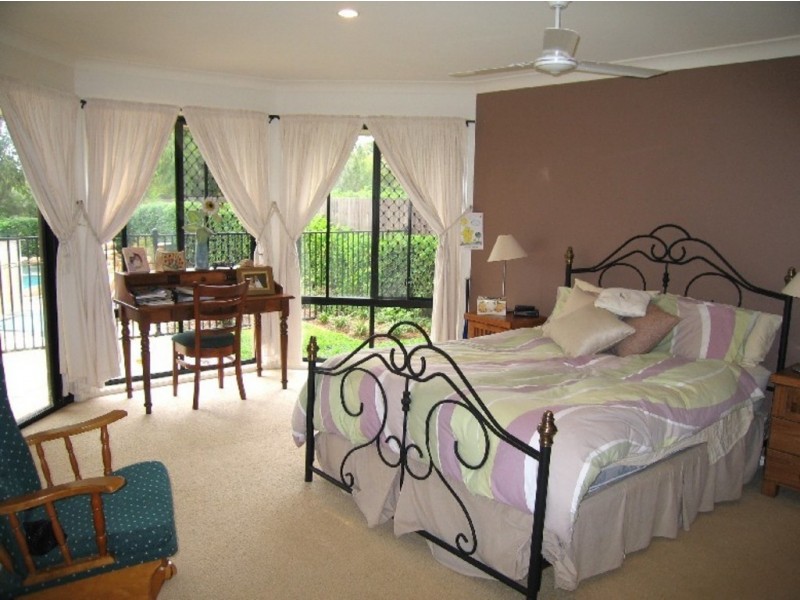 17 Plantation Place, Wellington Point QLD 4160