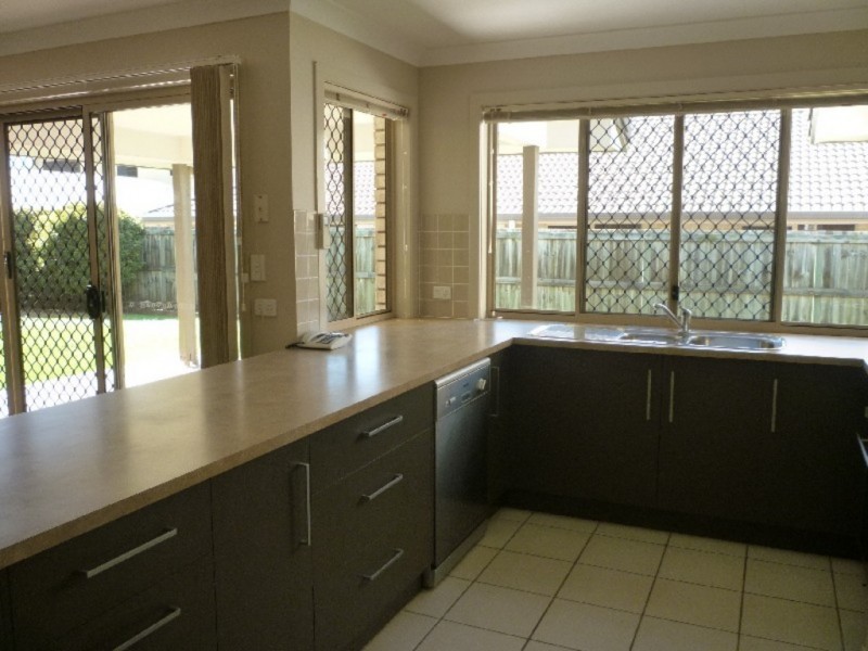 4 Karragarra Place, Thornlands QLD 4164