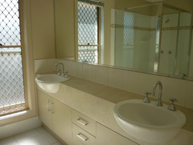 4 Karragarra Place, Thornlands QLD 4164