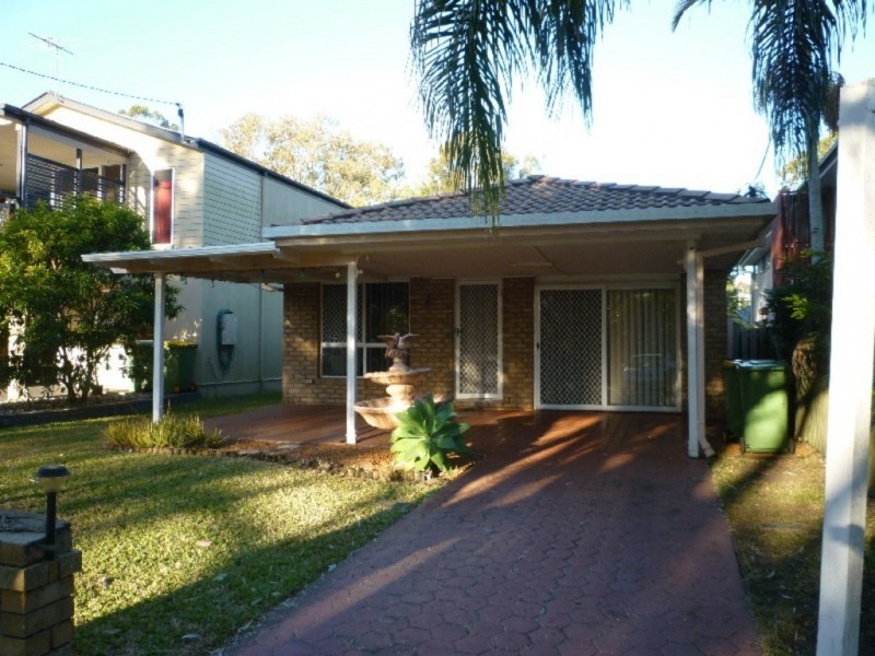102 Queens Esplanade, Thorneside QLD 4158