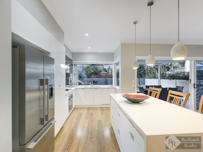 34 Bayview Street, Wellington Point QLD 4160