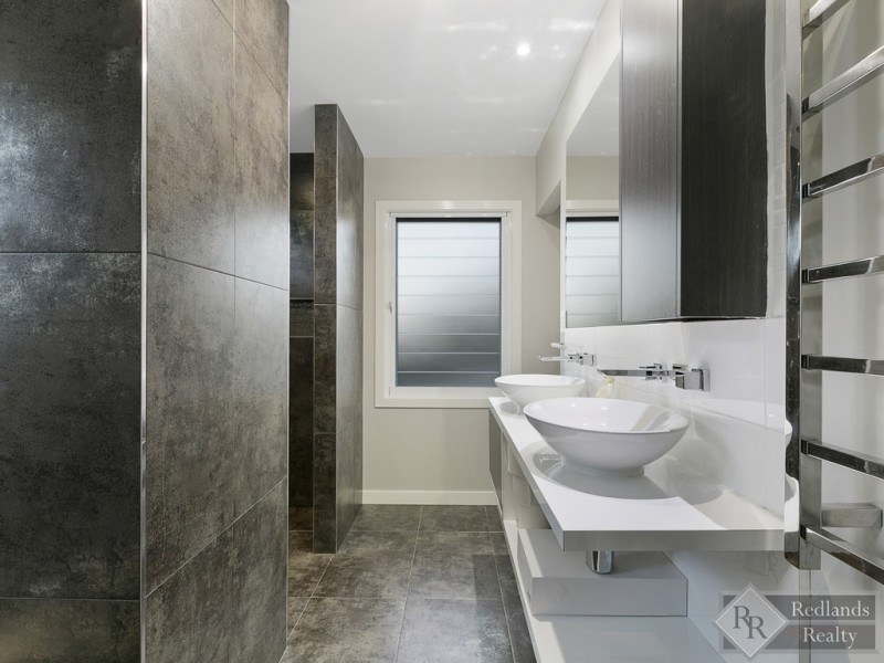 34 Bayview Street, Wellington Point QLD 4160