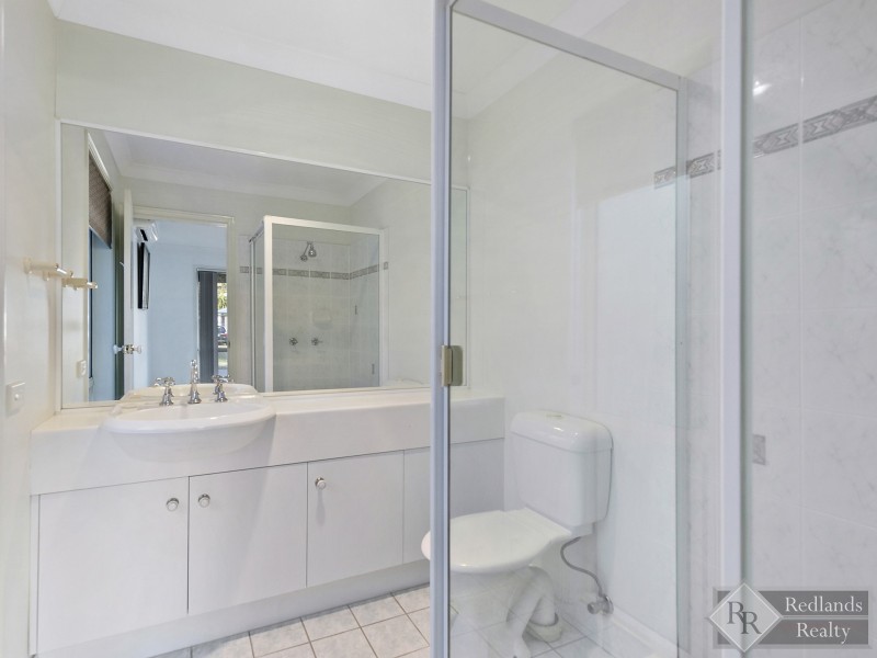 18 Marjorie Buckler Avenue, Redland Bay QLD 4165