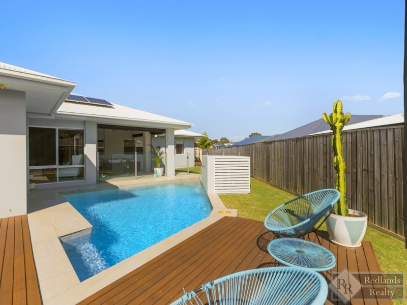 12 Marjoram Street, Thornlands QLD 4164