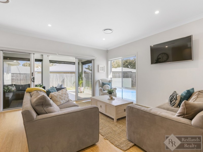 12 Marjoram Street, Thornlands QLD 4164