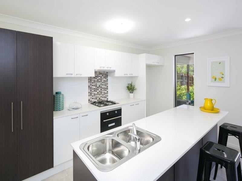 House 4 /20-26 Valley Road, Wellington Point QLD 4160