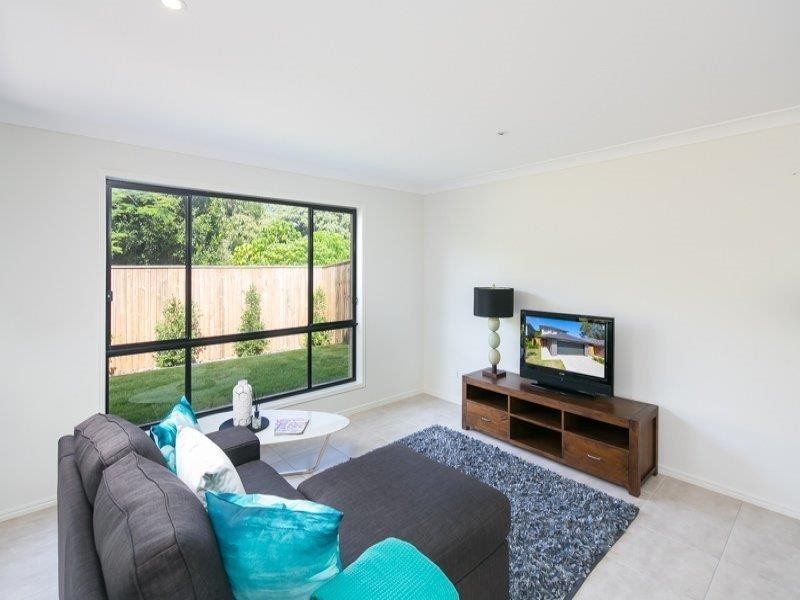 House 4 /20-26 Valley Road, Wellington Point QLD 4160