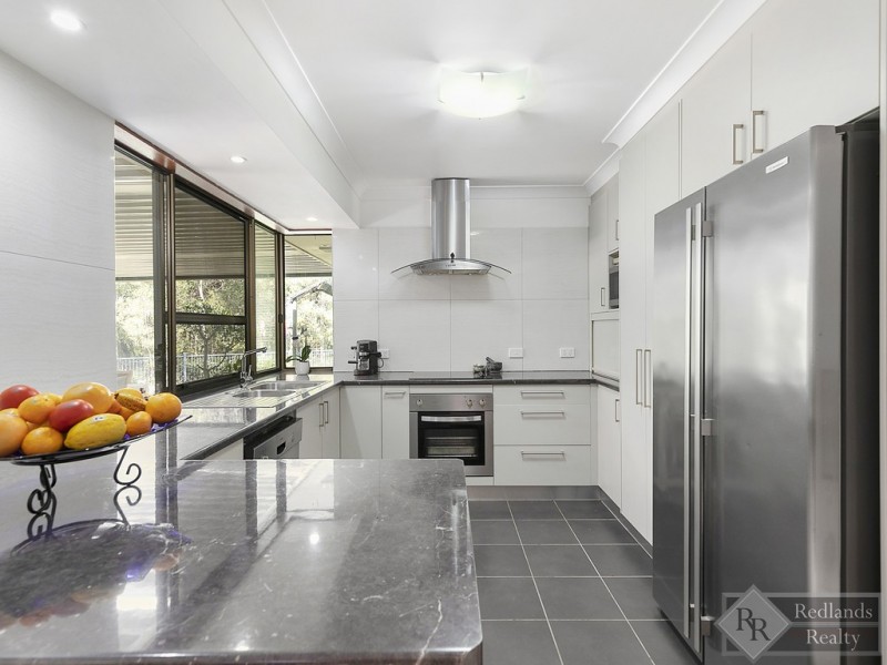 22 Terrier Court, Redland Bay QLD 4165