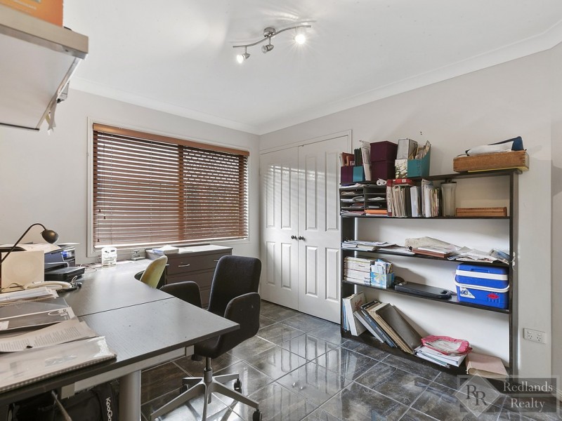 22 Terrier Court, Redland Bay QLD 4165