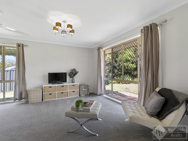 18 Macgregor Drive, Birkdale QLD 4159