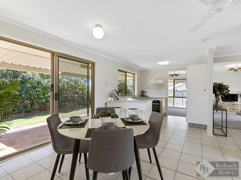 18 Macgregor Drive, Birkdale QLD 4159
