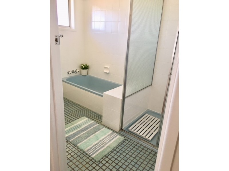 17 Arthur Street, Wellington Point QLD 4160