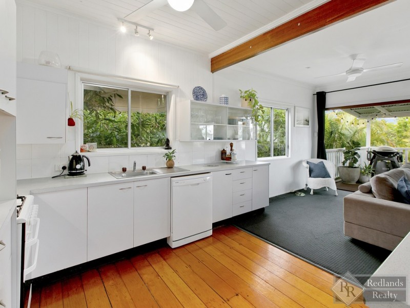 24 Lucy Street, Thorneside QLD 4158