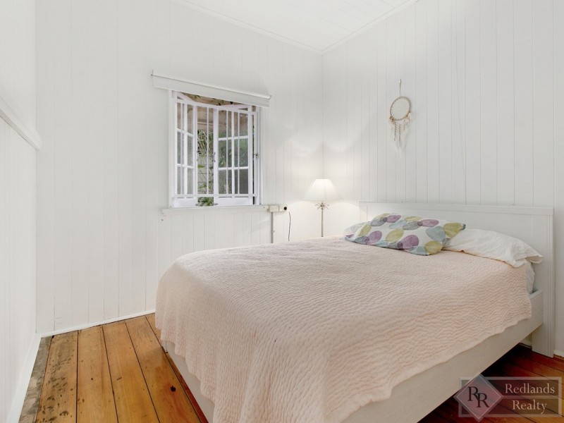 24 Lucy Street, Thorneside QLD 4158