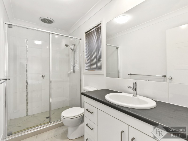 2/29 Riley Peter Place, Cleveland QLD 4163