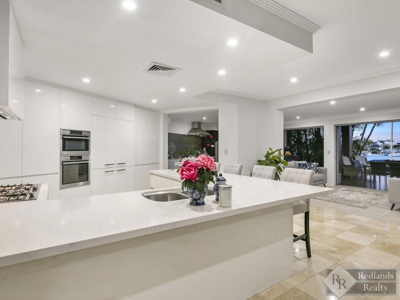 22 Sommersea Drive, Raby Bay QLD 4163