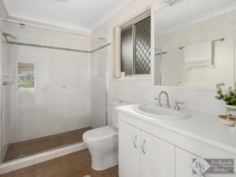 3 Veitch Close, Wellington Point QLD 4160