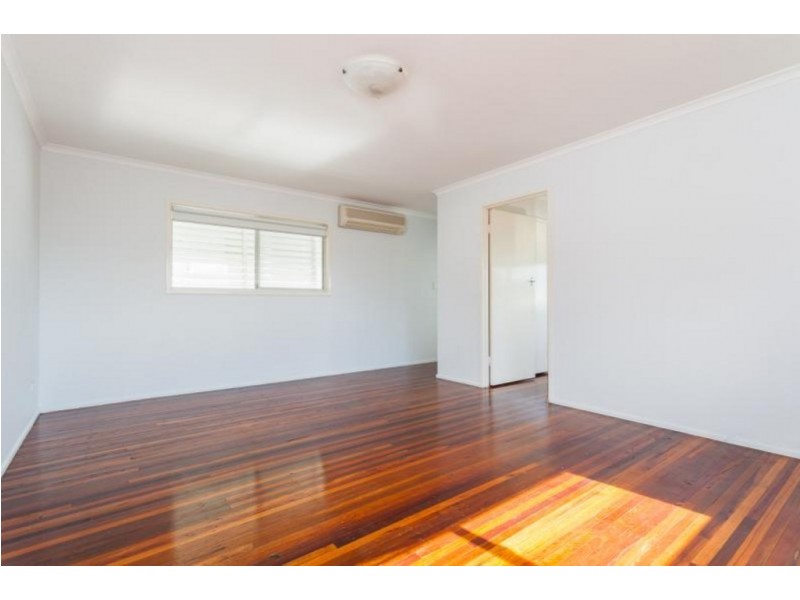 25 Myra Street, Birkdale QLD 4159