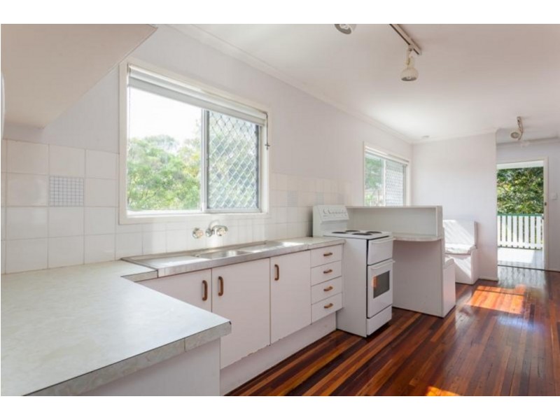 25 Myra Street, Birkdale QLD 4159 Floorplan