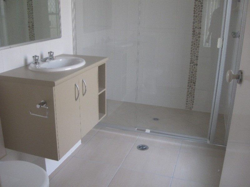 30 Worchester Crescent, Wakerley QLD 4154