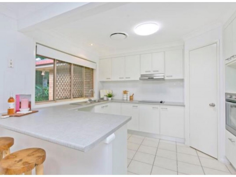 31 Manor Drive, Wellington Point QLD 4160