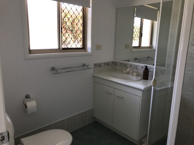 31 Manor Drive, Wellington Point QLD 4160