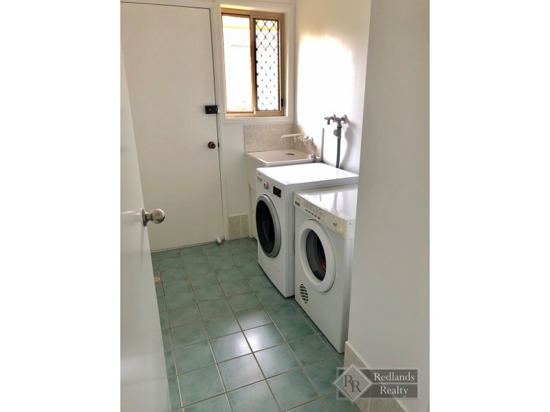 31 Manor Drive, Wellington Point QLD 4160