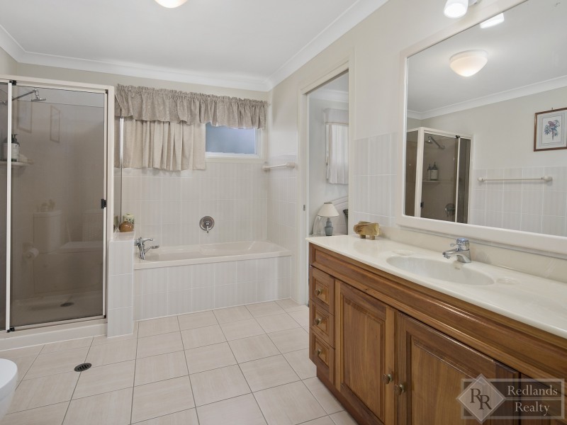 12 Wahoo Court, Birkdale QLD 4159