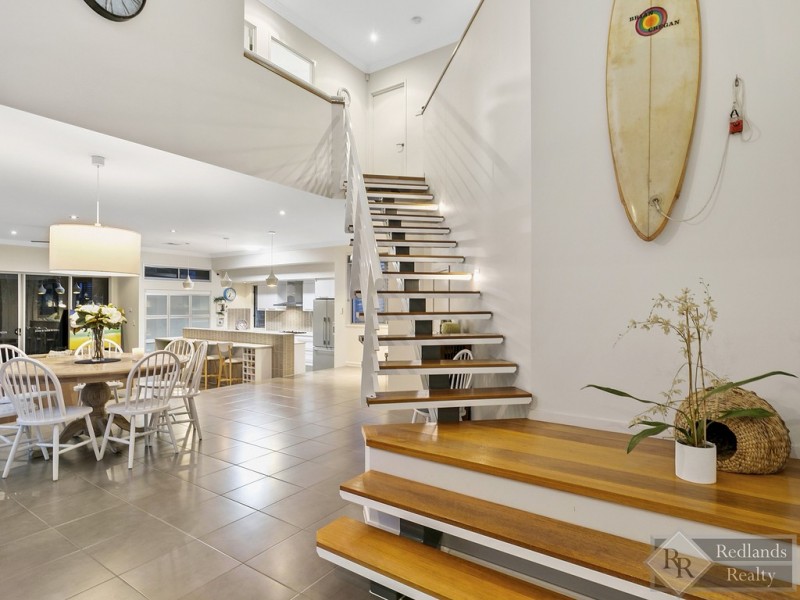 14 Yorston Place, Ormiston QLD 4160
