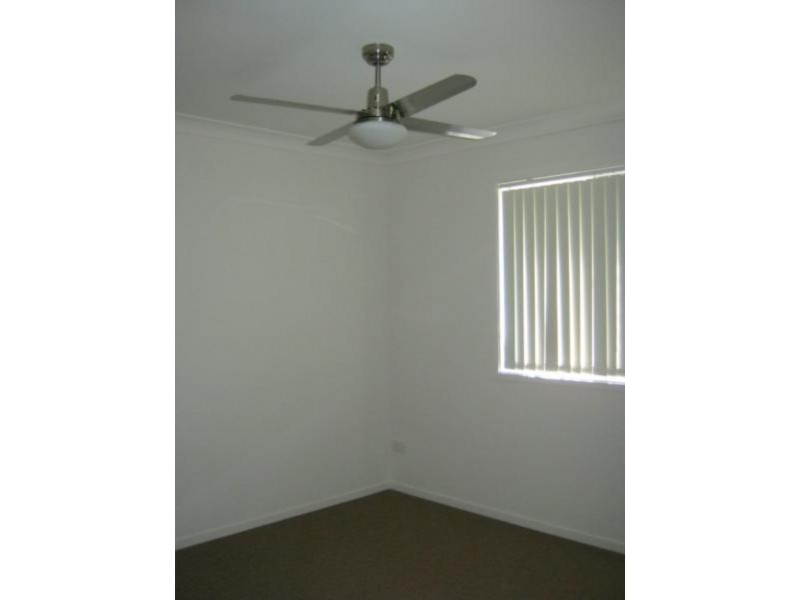 279 Railway Parade, Birkdale QLD 4159