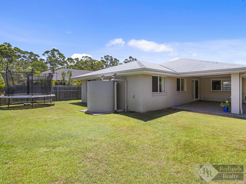 2 Whipbird Circuit, Victoria Point QLD 4165