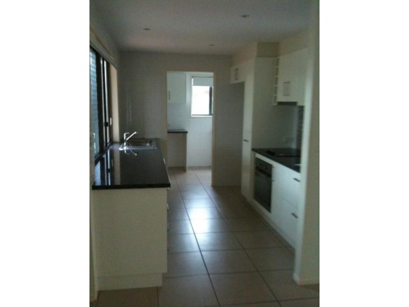 1/118 Long Street, Cleveland QLD 4163