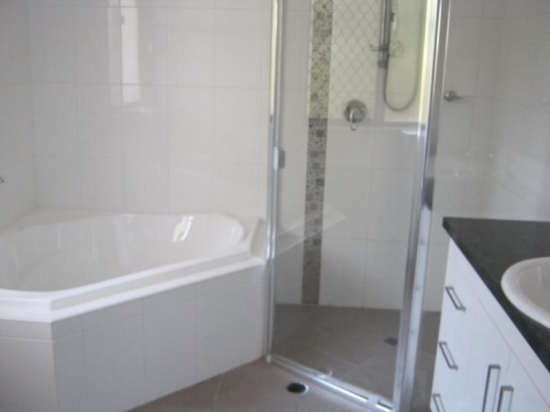 1/118 Long Street, Cleveland QLD 4163