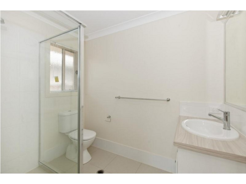 11 Riley Peter Place, Cleveland QLD 4163